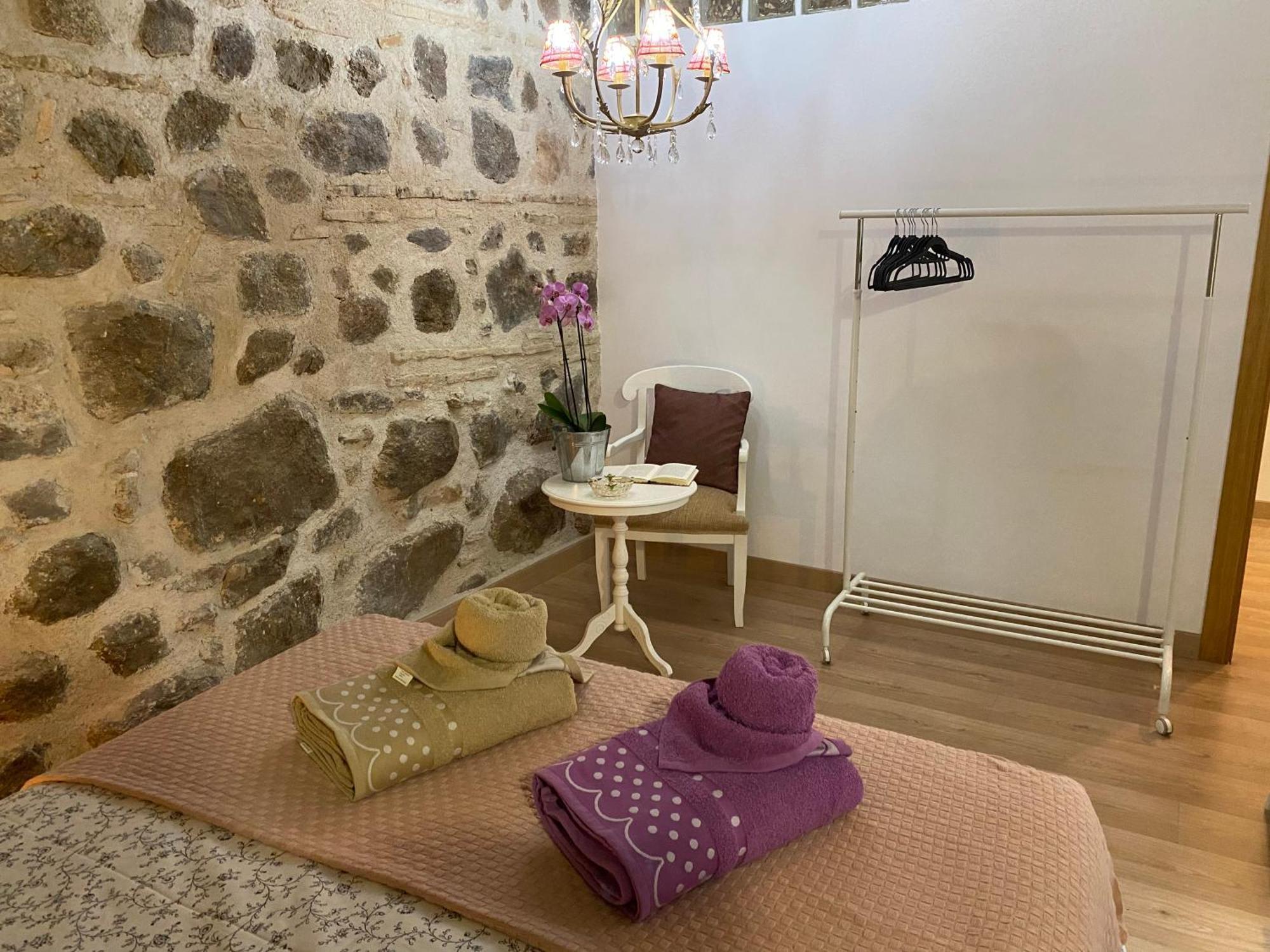 Domus Alfileritos Apartment Toledo Bagian luar foto